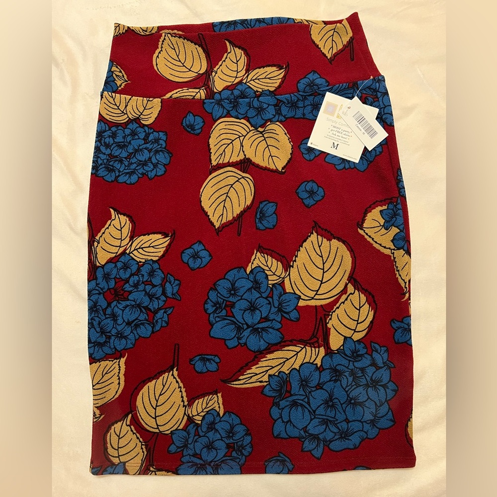 NWT M Cassie Skirt